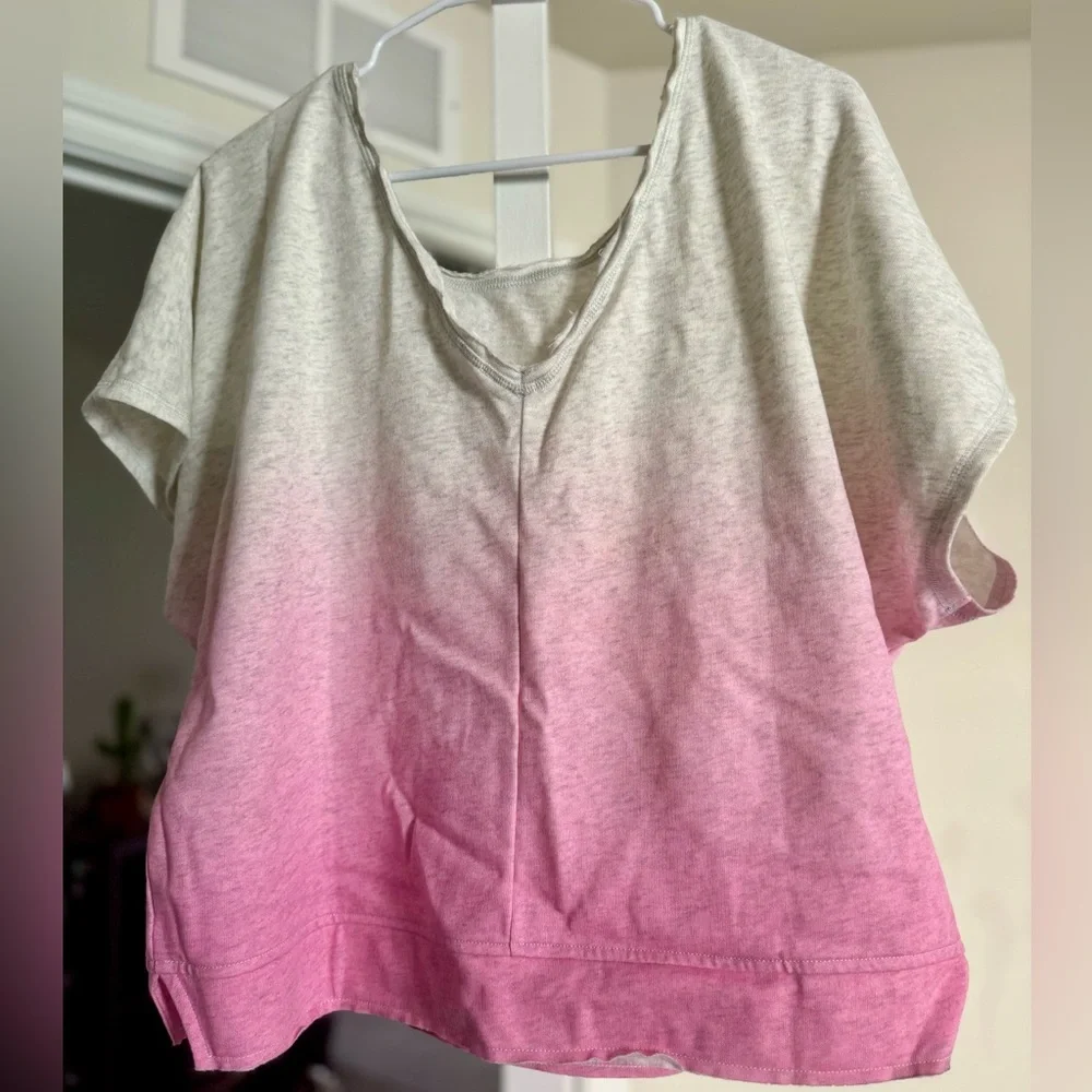 Victoria’s Secret heather grey & pink faded tie dye frayed flutter sleeves top